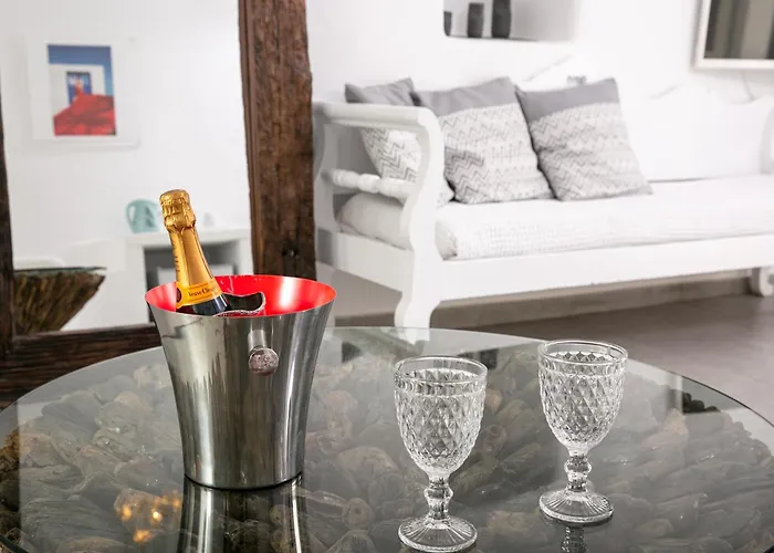 Vogue Suites